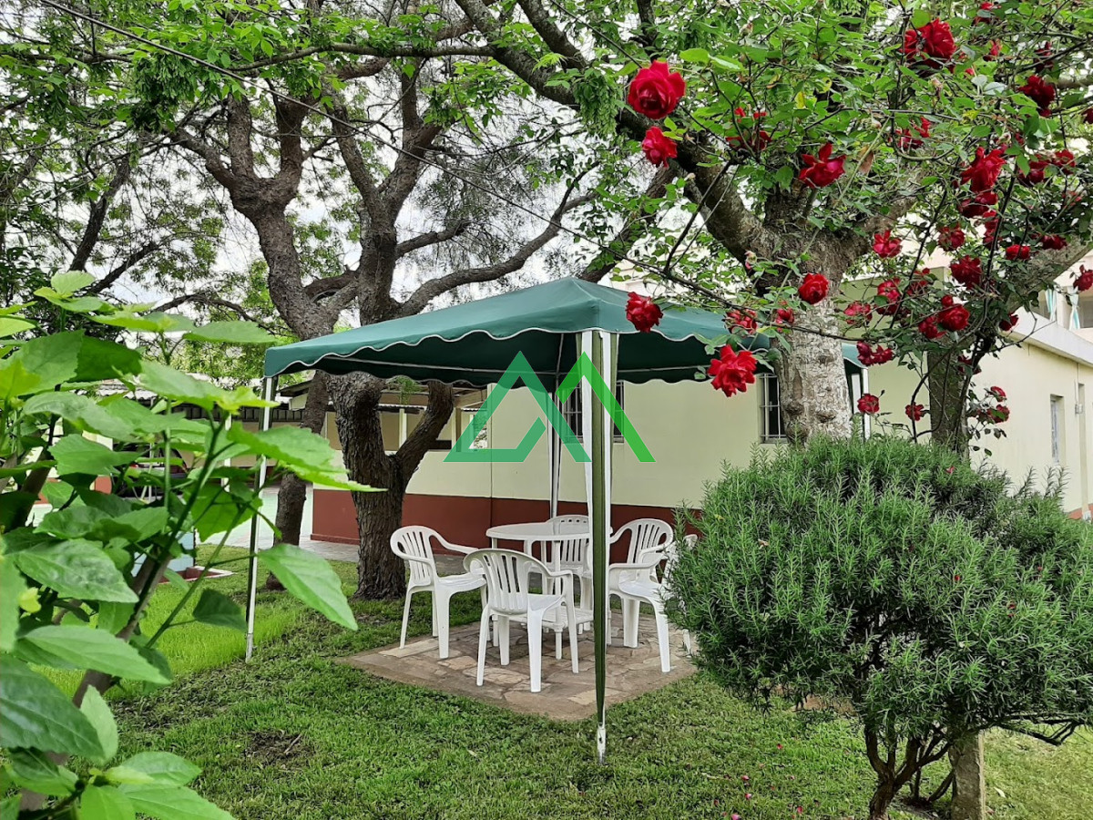 Hotel ID.19 - Venta de Hotel en Piriapolis a 120 metros de mar con exceente potencial!!!!