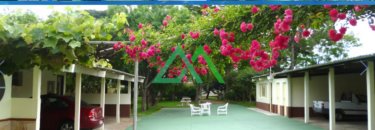 Hotel ID.19 - Venta de Hotel en Piriapolis a 120 metros de mar con exceente potencial!!!!