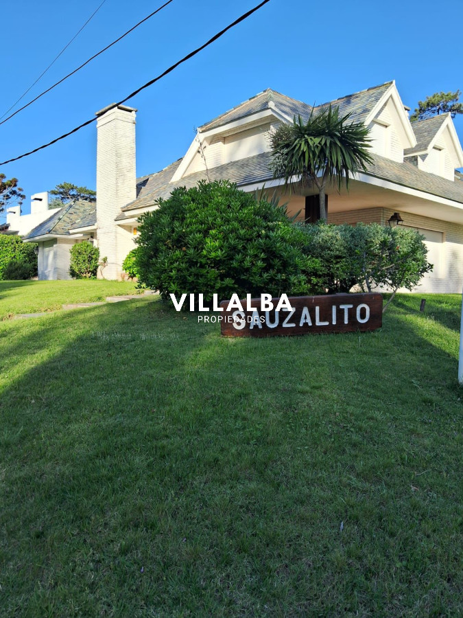 Casa ID.3597 - Csa en Venta en Punta del Este – Parada 9, Punta del Este