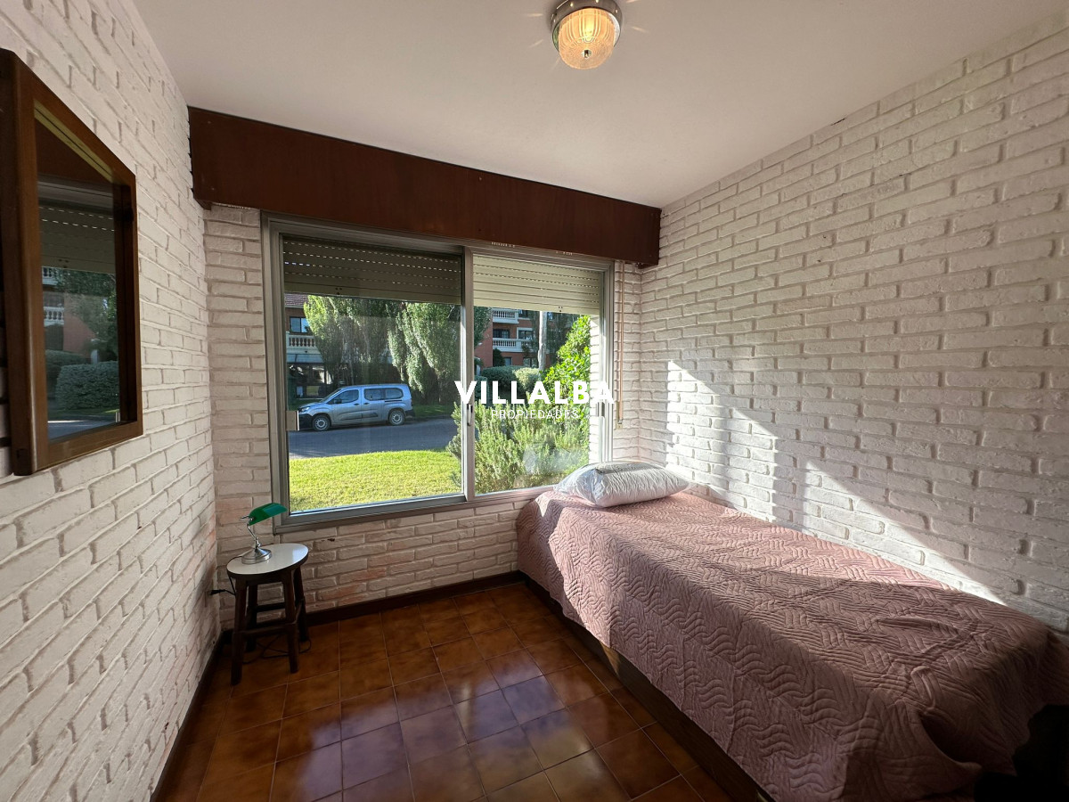 Casa ID.3597 - Csa en Venta en Punta del Este – Parada 9, Punta del Este