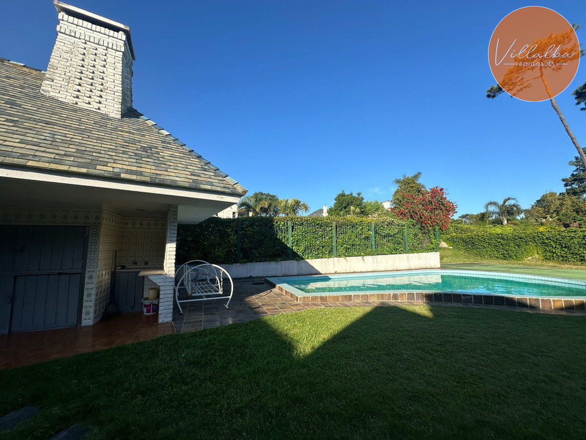 Apartamento ID.3597 - Csa en Venta en Punta del Este – Parada 9, Punta del Este