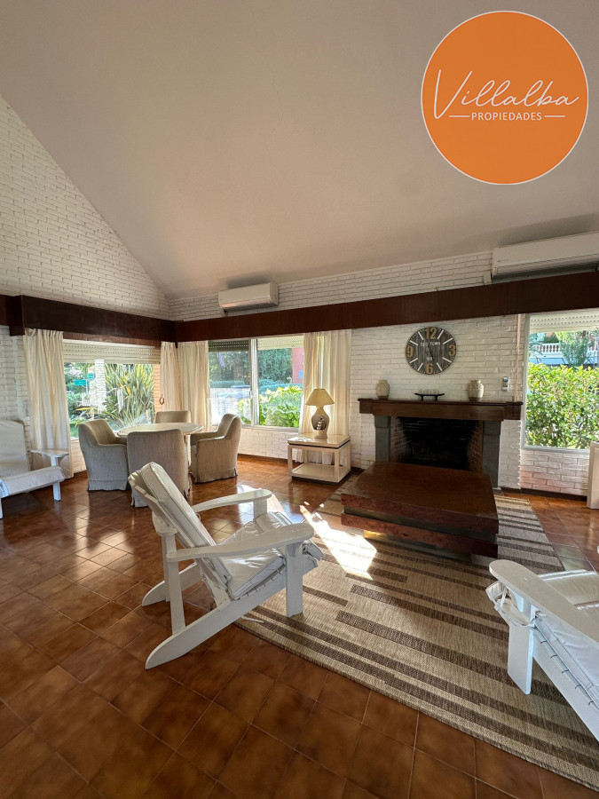 Apartamento ID.3597 - Csa en Venta en Punta del Este – Parada 9, Punta del Este