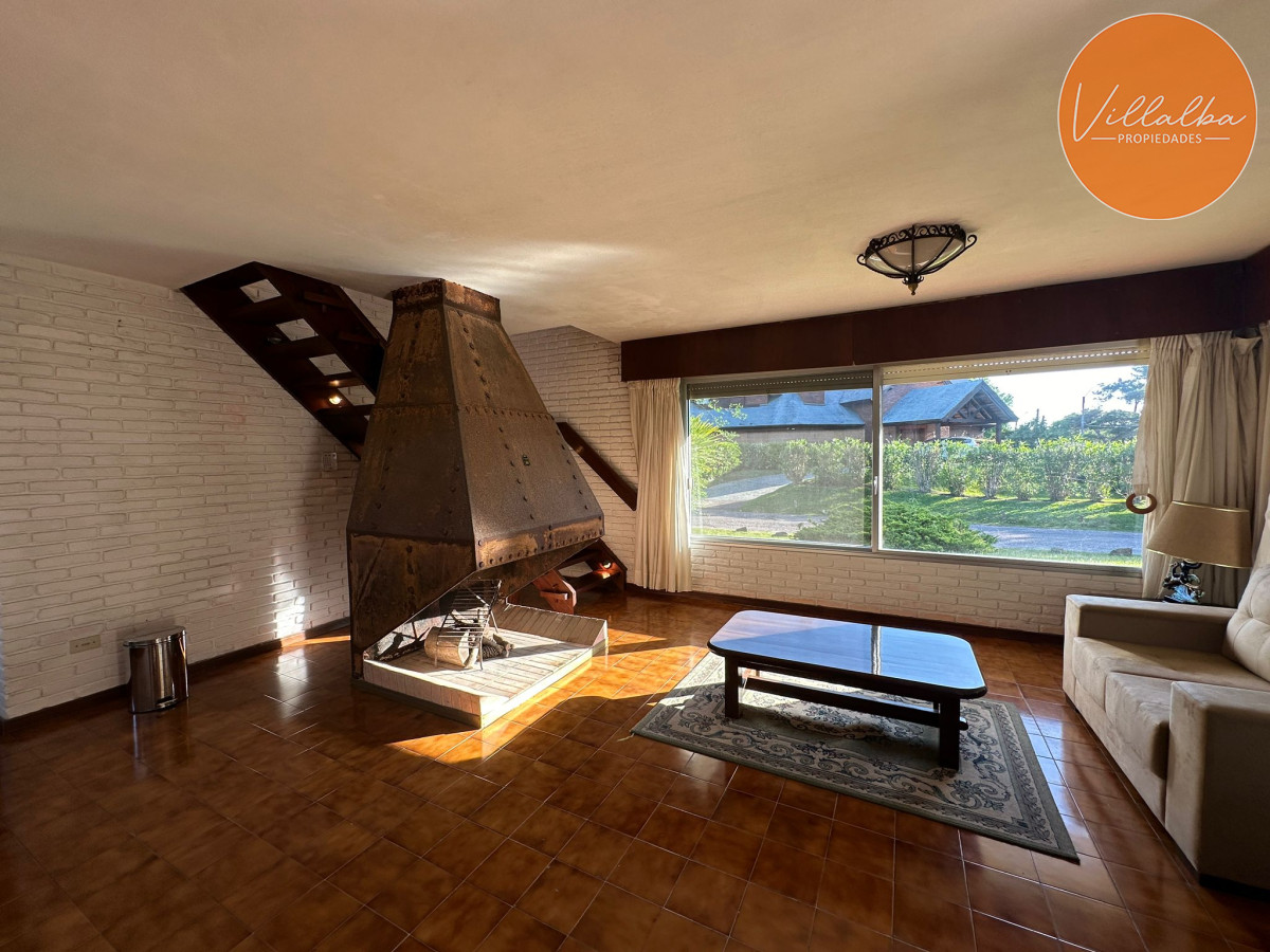 Apartamento ID.3597 - Csa en Venta en Punta del Este – Parada 9, Punta del Este