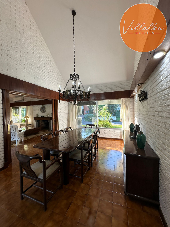Apartamento ID.3597 - Csa en Venta en Punta del Este – Parada 9, Punta del Este