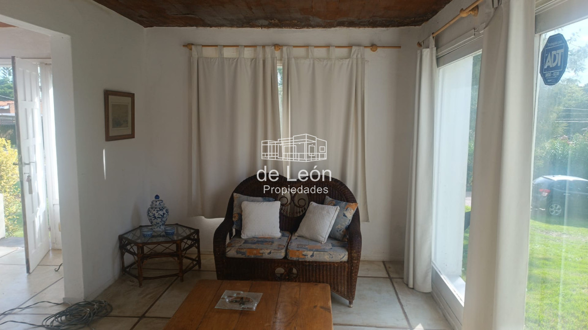Casa ID.15382 - venta de cassa en la Barra Maldonado cinco dormitorios mas servicio con piscina