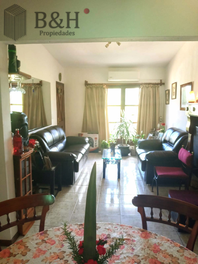Casa ID.5647 - ¡Descubre Tu Nuevo Hogar en El Tesoro, Maldonado!