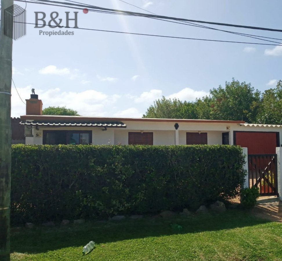 Casa ID.5647 - ¡Descubre Tu Nuevo Hogar en El Tesoro, Maldonado!