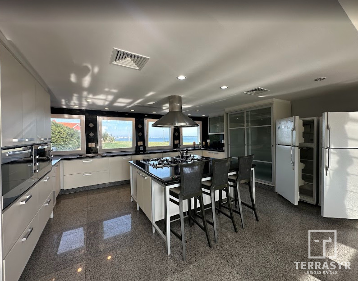Casa ID.1534 - Mansion en playa mansa