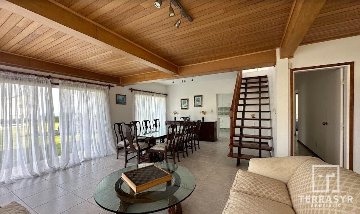 Casa ID.1534 - Mansion en playa mansa