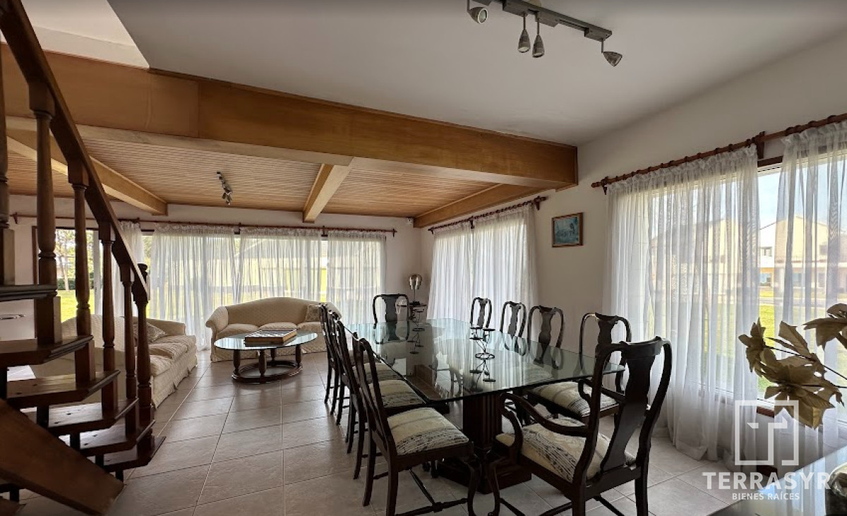 Casa ID.1534 - Mansion en playa mansa