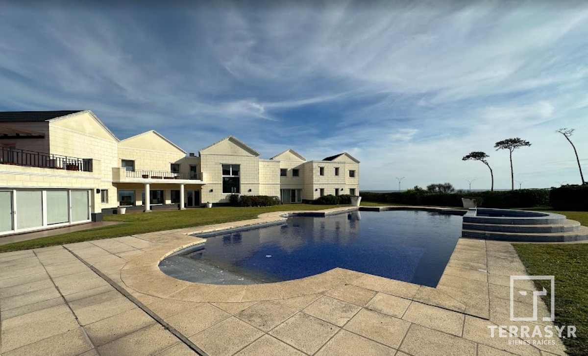 Casa ID.1534 - Mansion en playa mansa