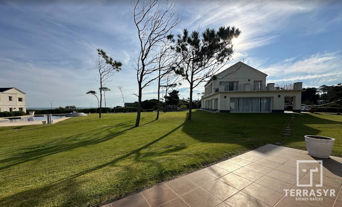 Casa ID.1534 - Mansion en playa mansa