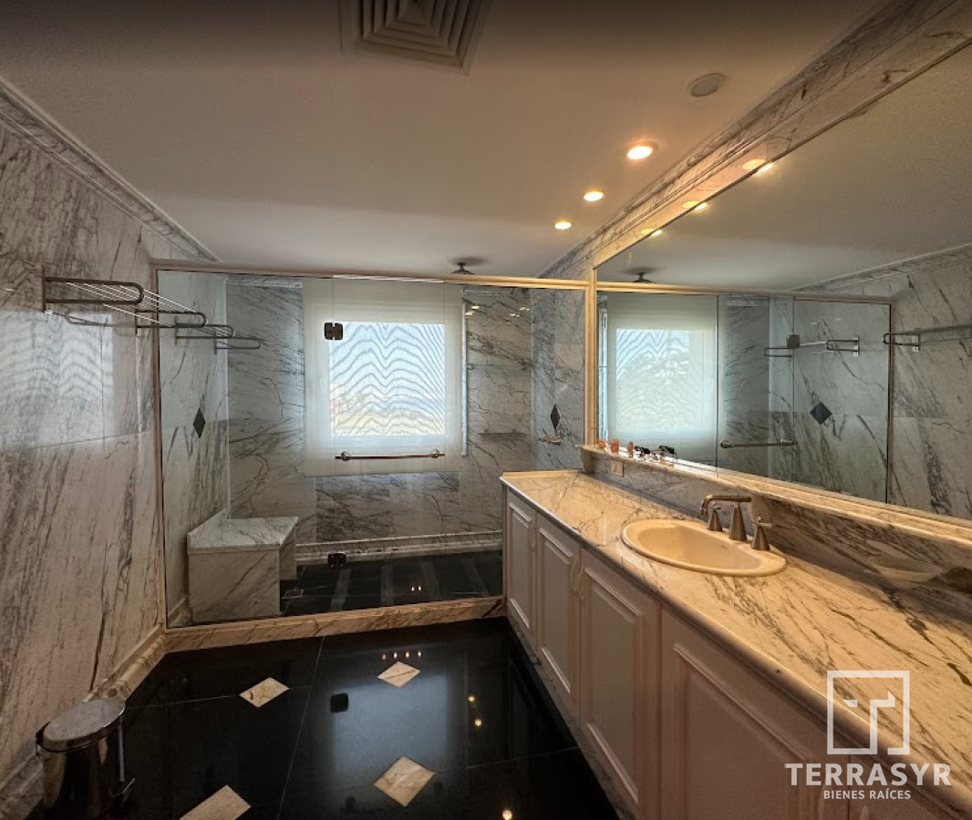 Casa ID.1534 - Mansion en playa mansa