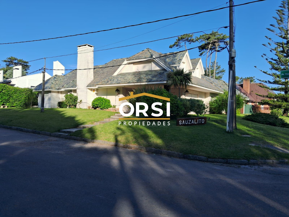 Casa ID.223 - Hermosa casa a pasos de Playa Mansa – Parada 9, Punta del Este