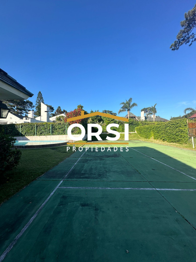 Casa ID.223 - Hermosa casa a pasos de Playa Mansa – Parada 9, Punta del Este