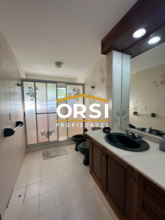 Casa ID.223 - Hermosa casa a pasos de Playa Mansa – Parada 9, Punta del Este