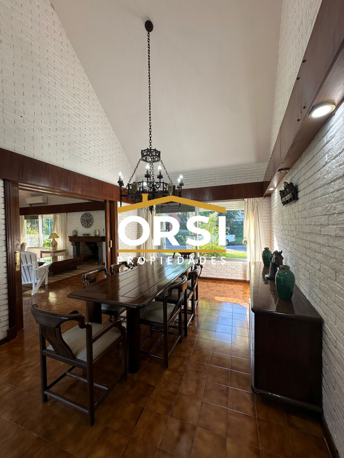 Casa ID.223 - Hermosa casa a pasos de Playa Mansa – Parada 9, Punta del Este
