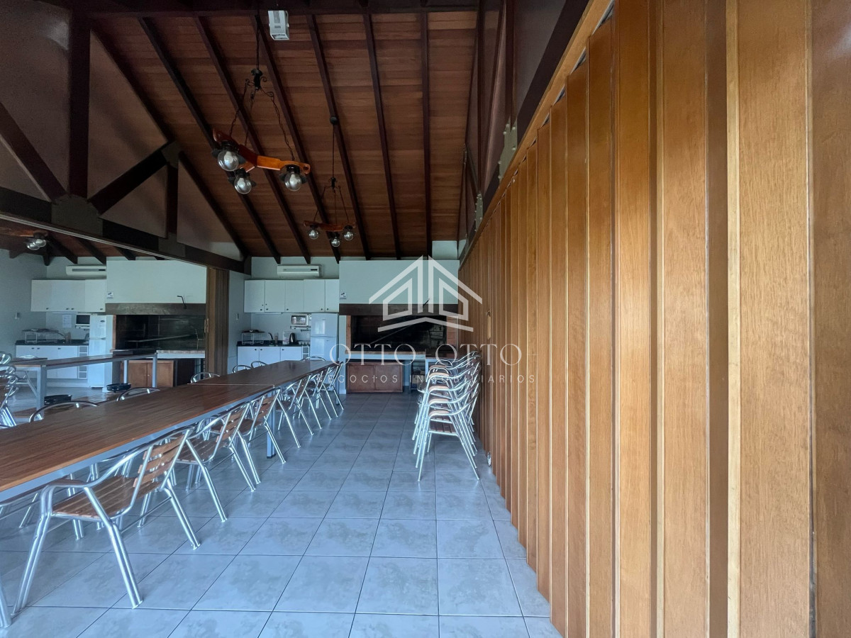 Apartamento ID.28598 - Apartamento en Venta en Punta del Este 