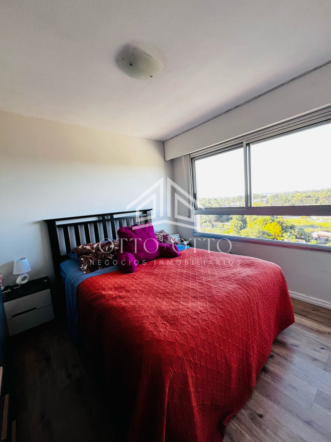 Apartamento ID.28598 - Apartamento en Venta en Punta del Este 