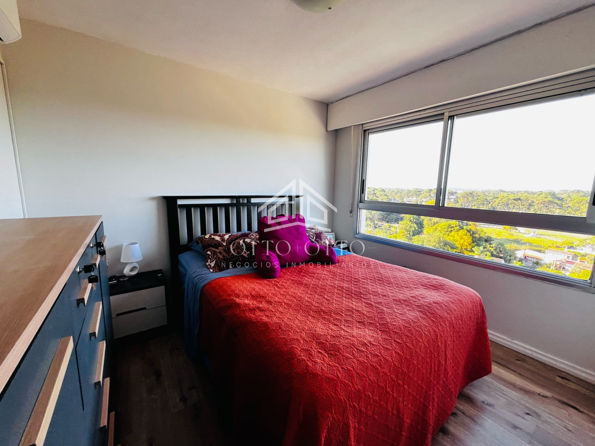 Apartamento ID.28598 - Apartamento en Venta en Punta del Este 