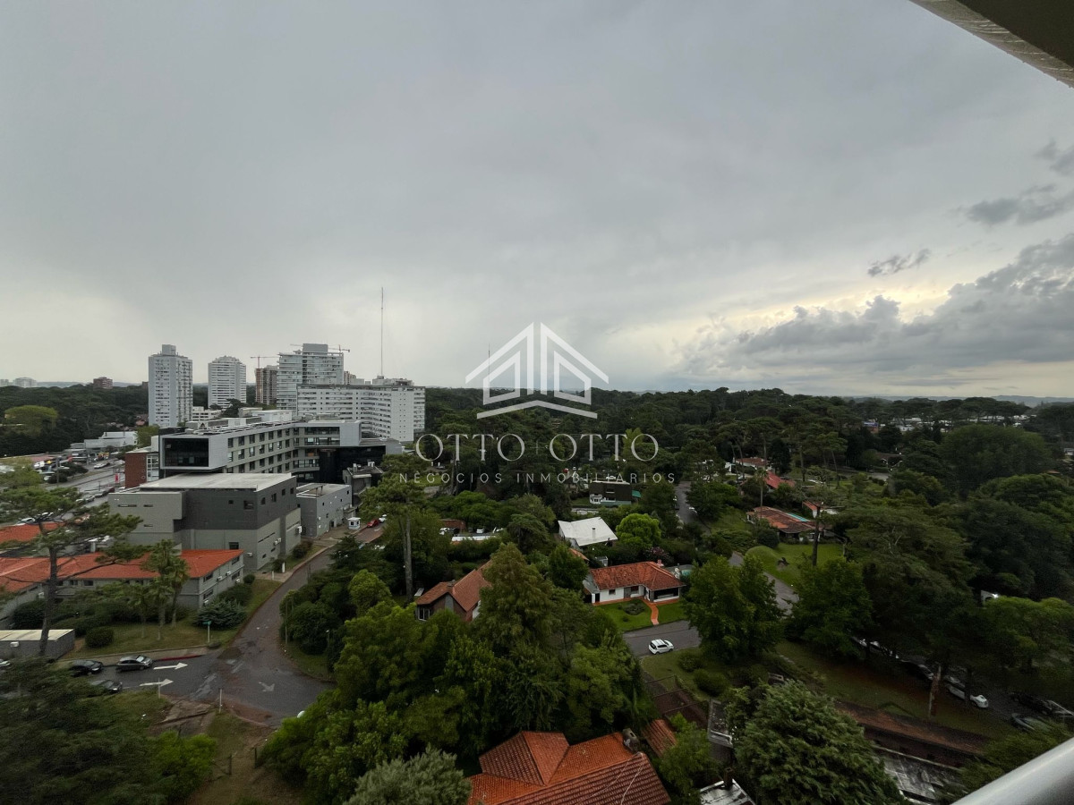 Apartamento ID.28598 - Apartamento en Venta en Punta del Este 