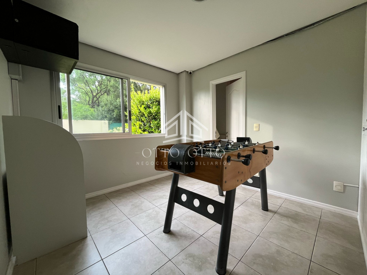 Apartamento ID.28598 - Apartamento en Venta en Punta del Este 