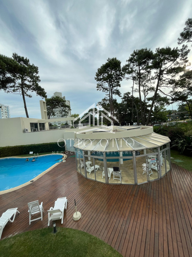 Apartamento ID.28598 - Apartamento en Venta en Punta del Este 