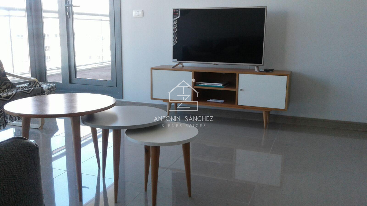 Apartamento ID.1593 - Torre Onix: Disfruta de tus vacaciones en Punta del Este