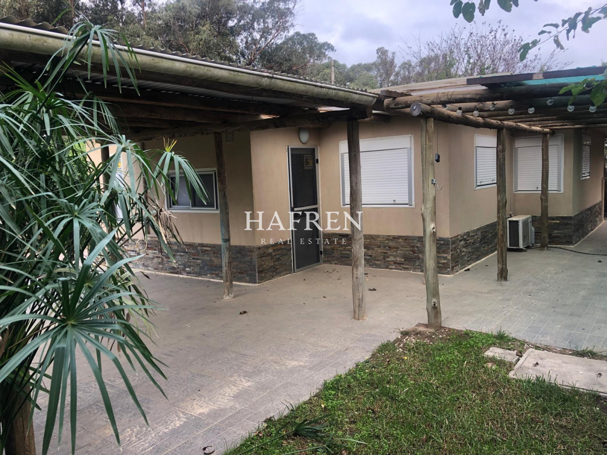 Casa ID.169 - Venta de casa de tres dormitorios en el Tesoro la Barra de Maldonado