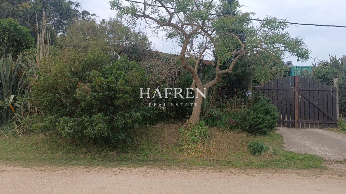 Casa ID.222 - Venta de 2 casas en un mismo terreno, en Balneario Buenos Aires