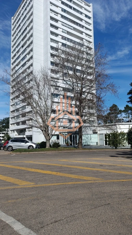 Venta o alquiler de local comercial en Roosevelt en Punta del Este