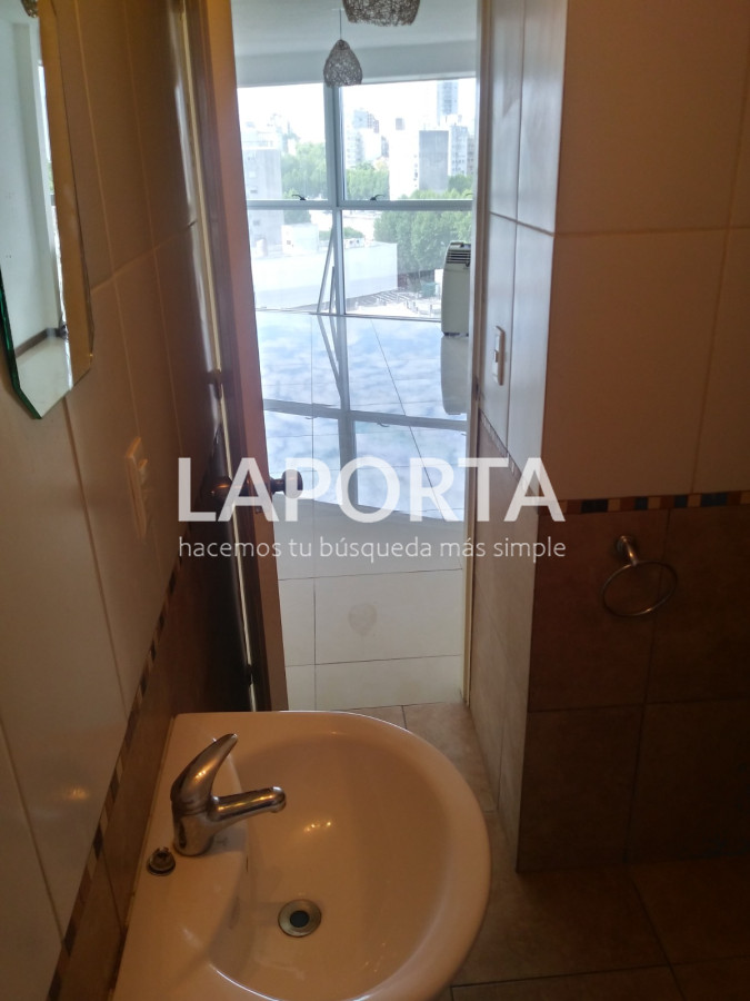 Apartamento ID.350/Alquiler-monoambiente-en-Parque-Batlle-con-vistas-despejadas,-al-mar-y-a-al-parque. - Alquiler monoambiente en Parque Batlle con vistas despejadas, al mar y a al parque.