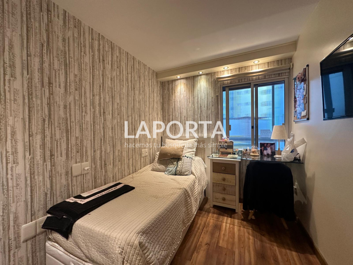 Apartamento ID.290 - Apartamento en pocitos nuevo de 4 dormitorios 1suite a media cuadra de la rambla