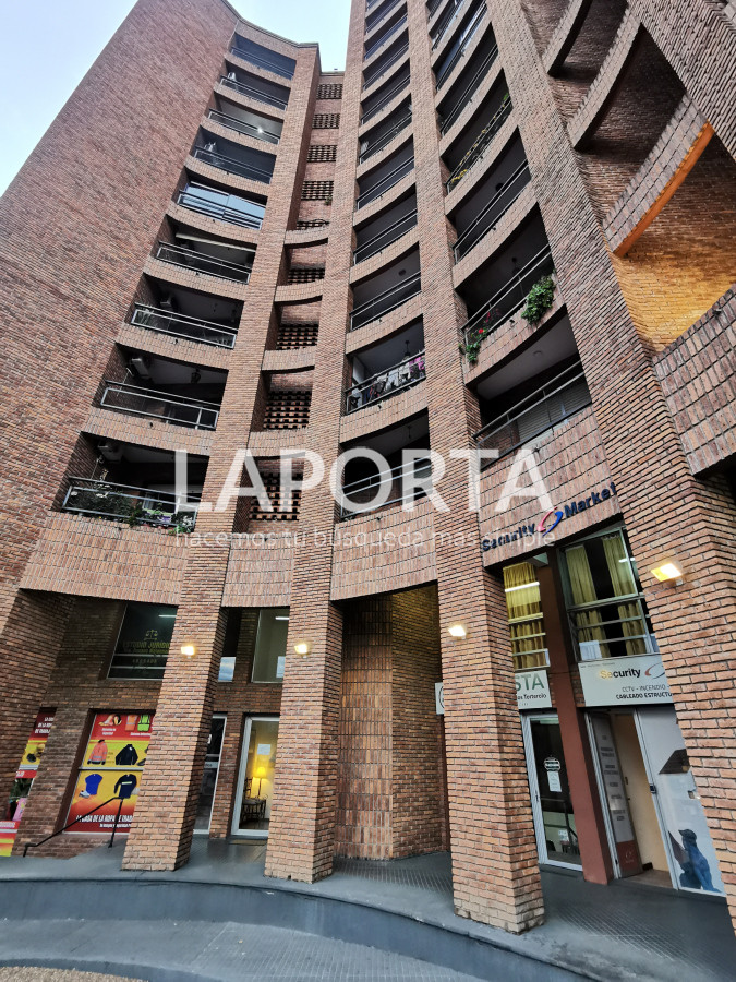 Apartamento ID.422/Apartamento-en-Venta--Brasil-1210--Edificio-EL-MIRADOR - Apartamento en Venta - Brasil 1210 - Edificio EL MIRADOR