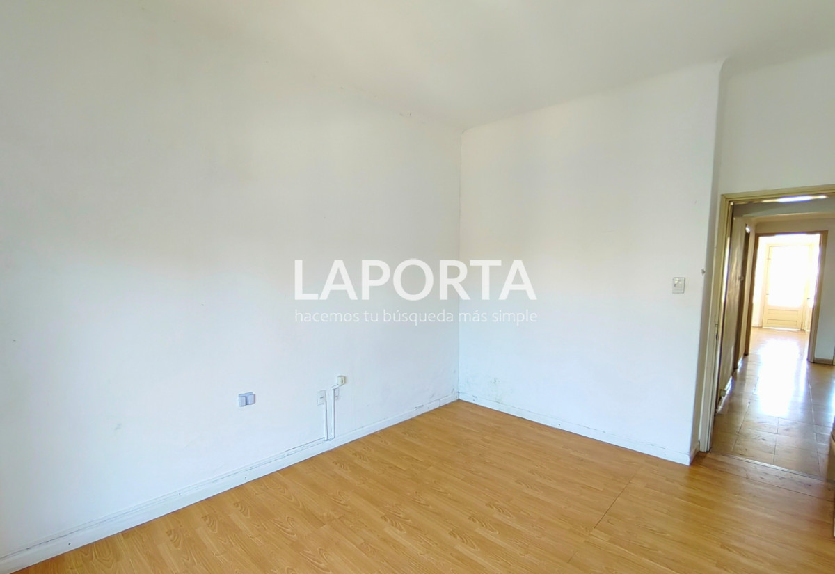 Apartamento ID.1498/Amplio-Apartamento-en-pleno-centro - Amplio Apartamento en pleno centro