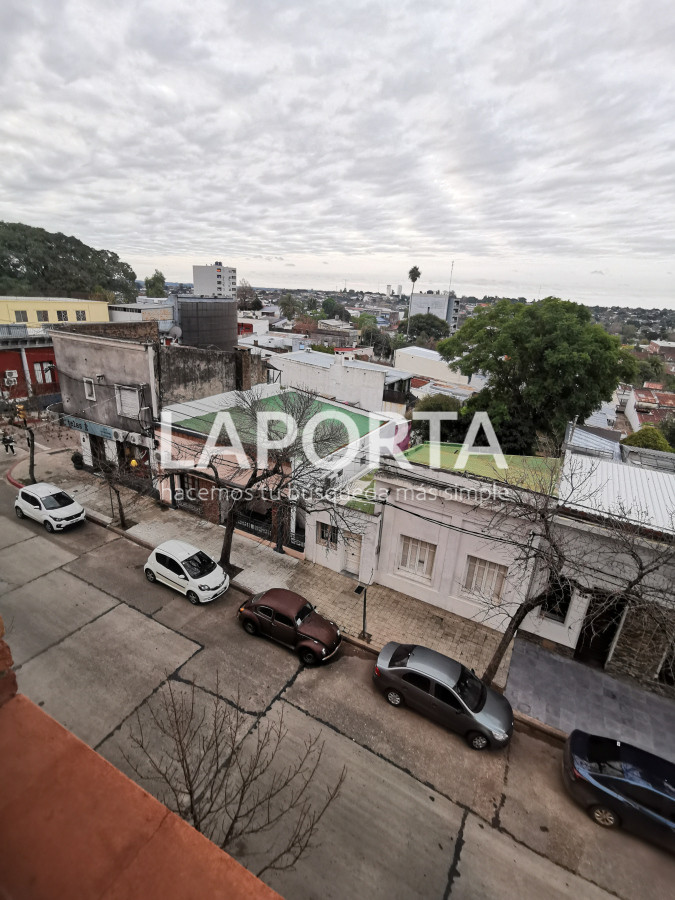 Apartamento ID.422/Apartamento-en-Venta--Brasil-1210--Edificio-EL-MIRADOR - Apartamento en Venta - Brasil 1210 - Edificio EL MIRADOR