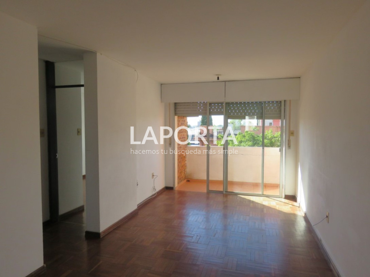 Apartamento ID.541 - Apartamento en venta en el centro de Salto.
