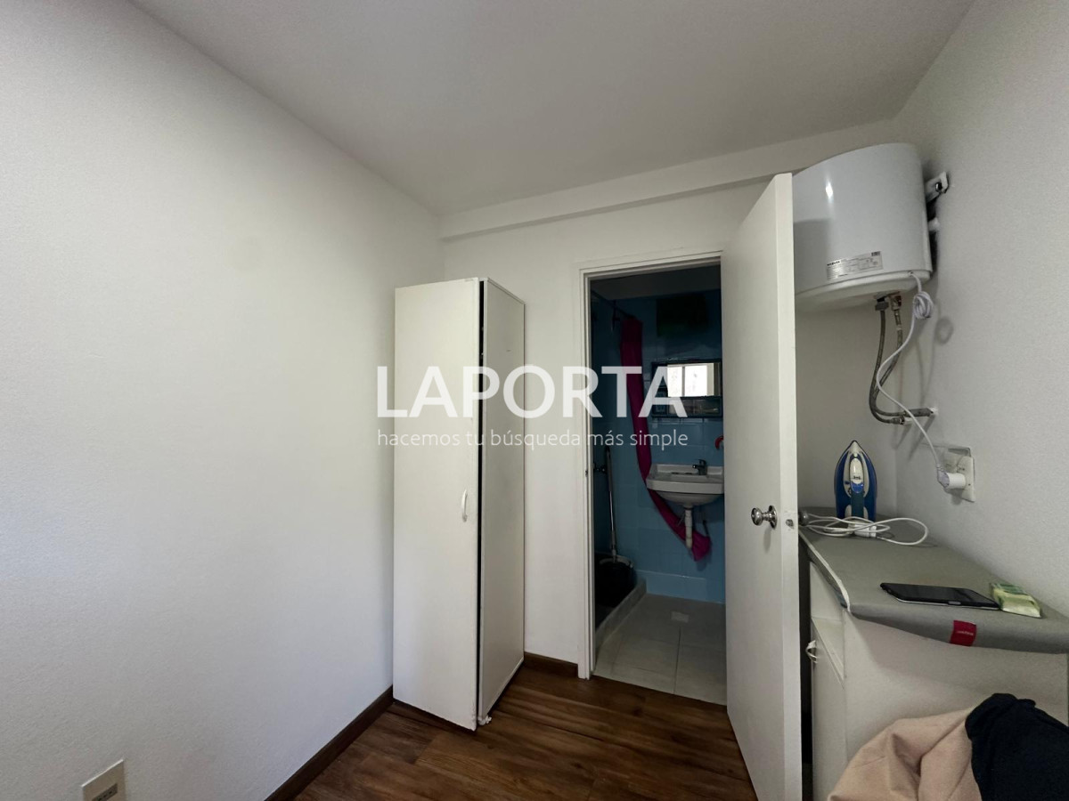 Apartamento ID.290 - Apartamento en pocitos nuevo de 4 dormitorios 1suite a media cuadra de la rambla