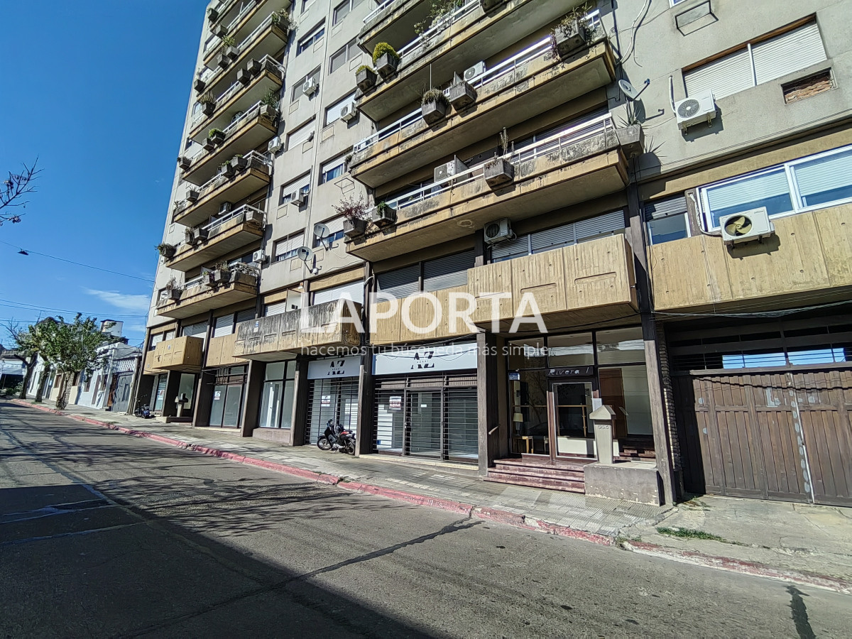 Apartamento ID.900/Apartamento-en-venta-en-el-centro-de-Salto - Apartamento en venta en el centro de Salto