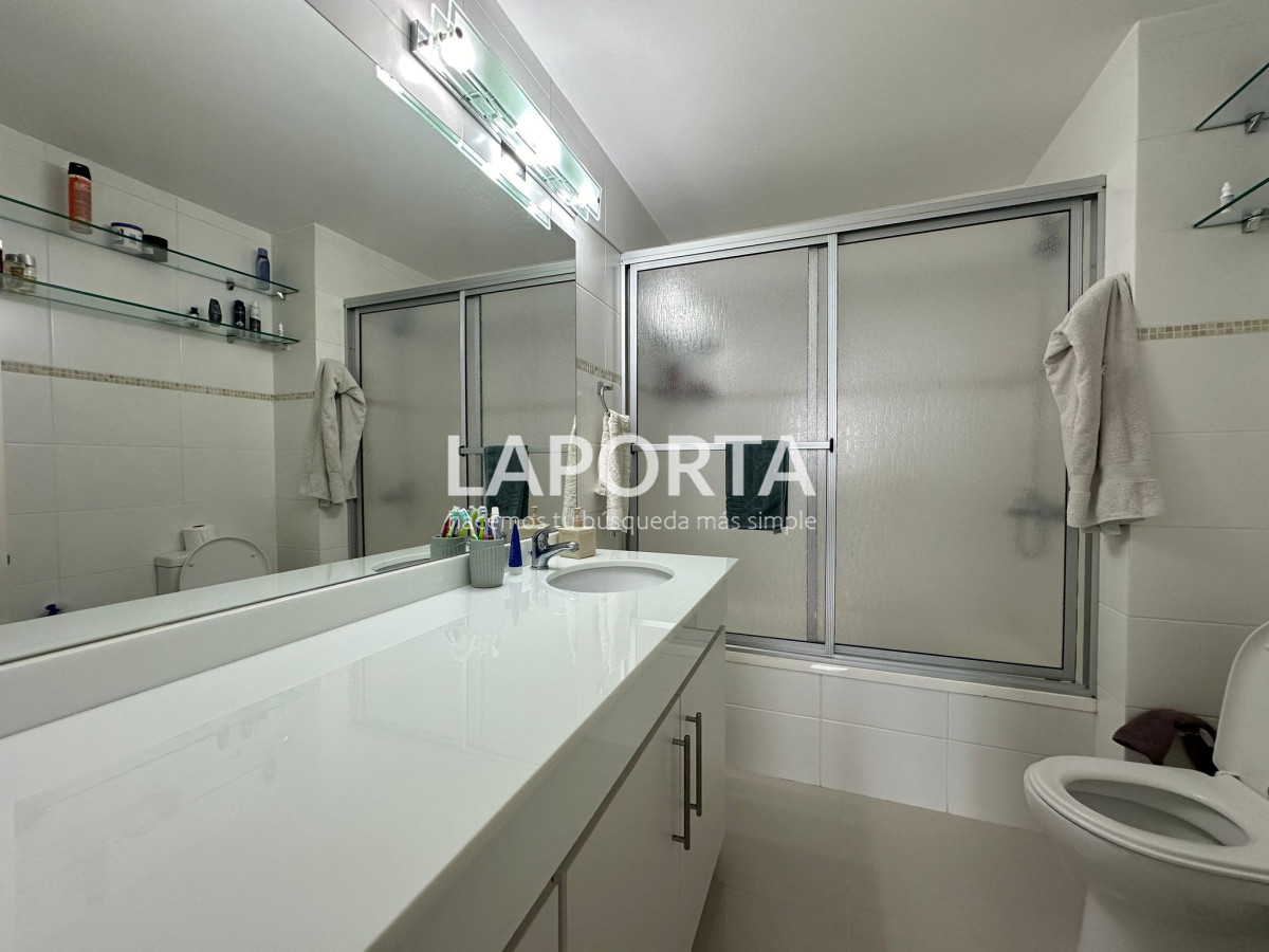 Apartamento ID.259 - Apartamento de 3 dormitorios en venta en Punta del Este