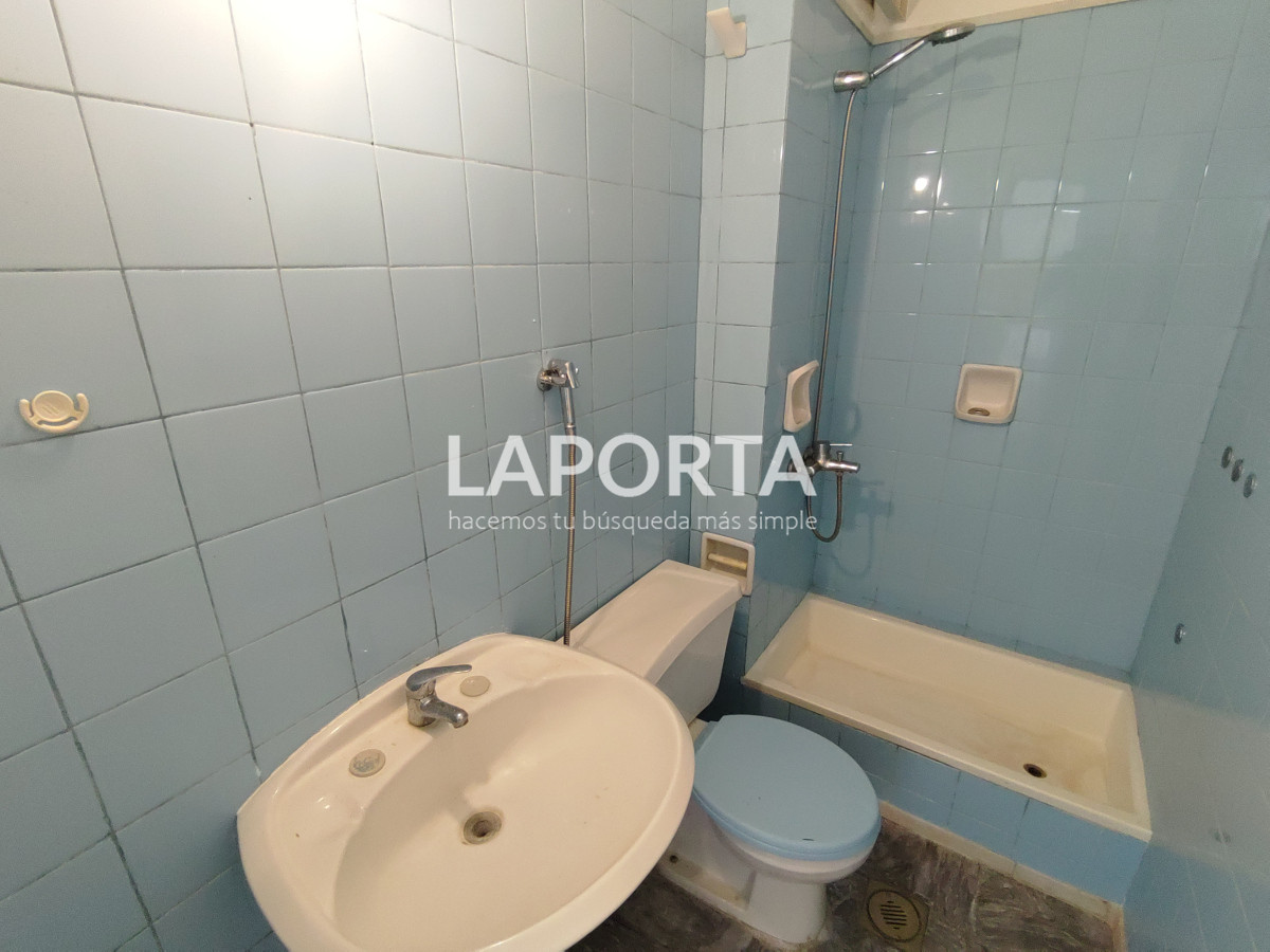 Apartamento ID.900/Apartamento-en-venta-en-el-centro-de-Salto - Apartamento en venta en el centro de Salto