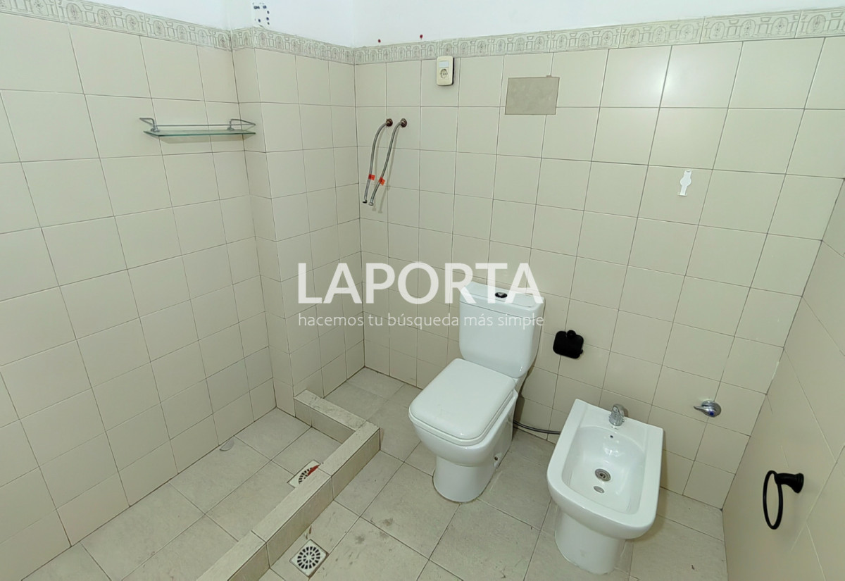 Apartamento ID.1498/Amplio-Apartamento-en-pleno-centro - Amplio Apartamento en pleno centro