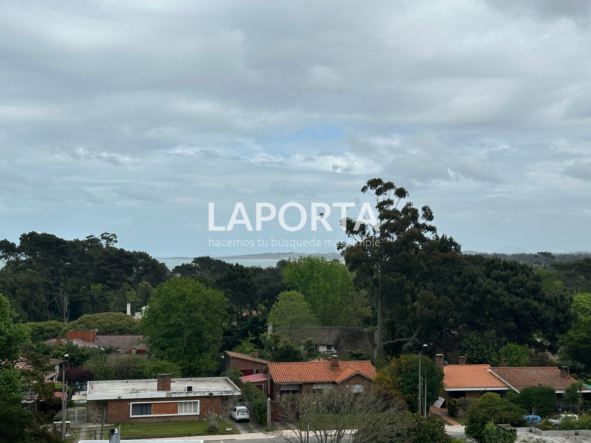 Apartamento ID.259 - Apartamento de 3 dormitorios en venta en Punta del Este