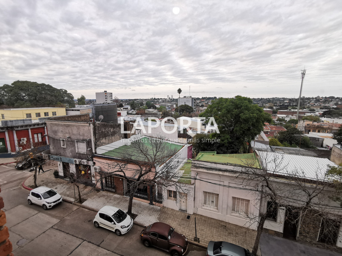 Apartamento ID.422/Apartamento-en-Venta--Brasil-1210--Edificio-EL-MIRADOR - Apartamento en Venta - Brasil 1210 - Edificio EL MIRADOR