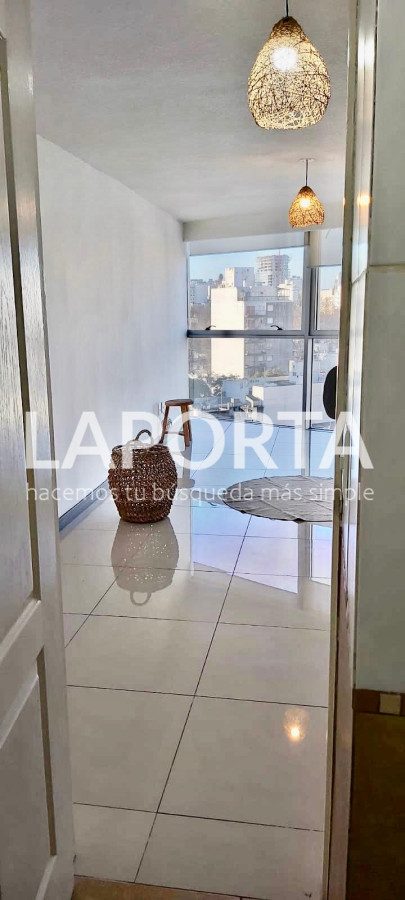Apartamento ID.350/Alquiler-monoambiente-en-Parque-Batlle-con-vistas-despejadas,-al-mar-y-a-al-parque. - Alquiler monoambiente en Parque Batlle con vistas despejadas, al mar y a al parque.