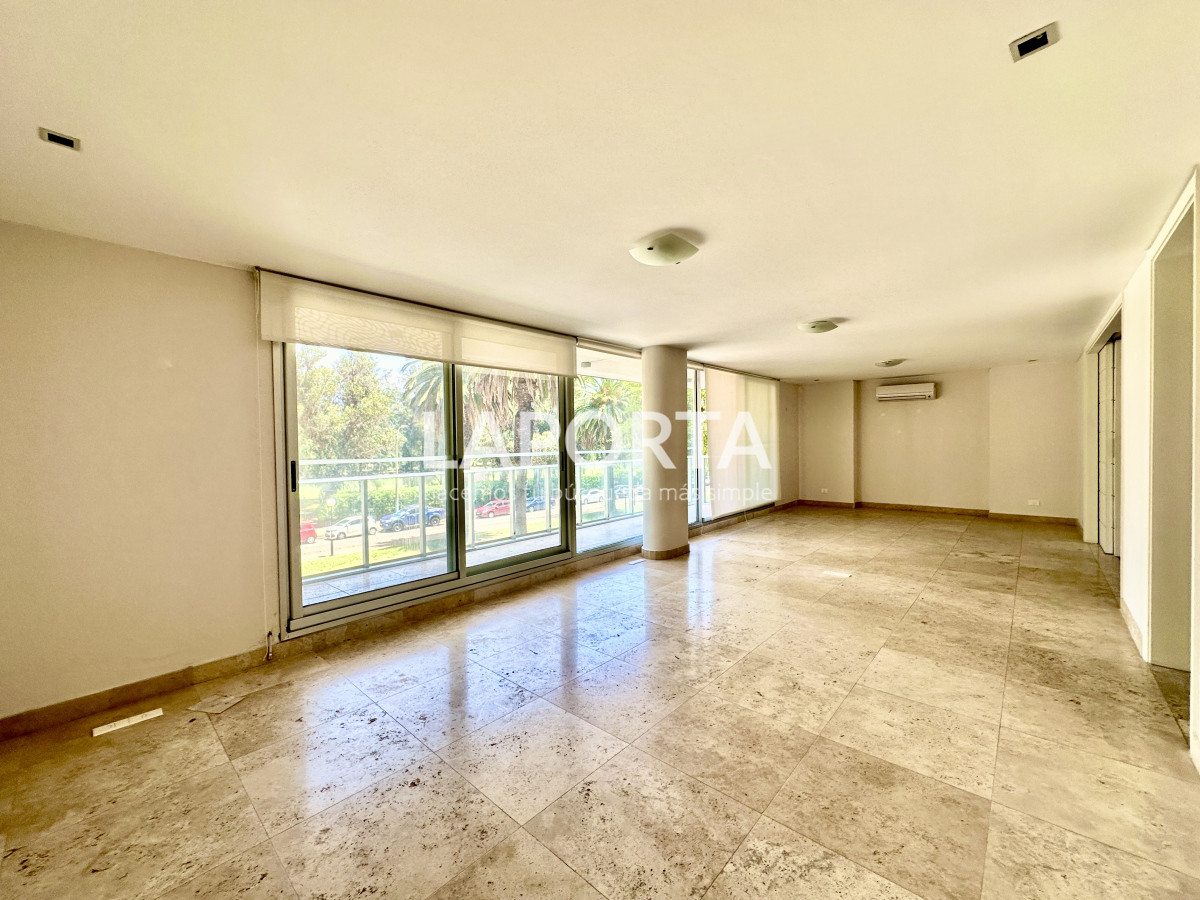 Apartamento ID.571/Apartamento-en-Venta-en-Punta-Carretas-Montevideo - Apartamento en Venta en Punta Carretas Montevideo