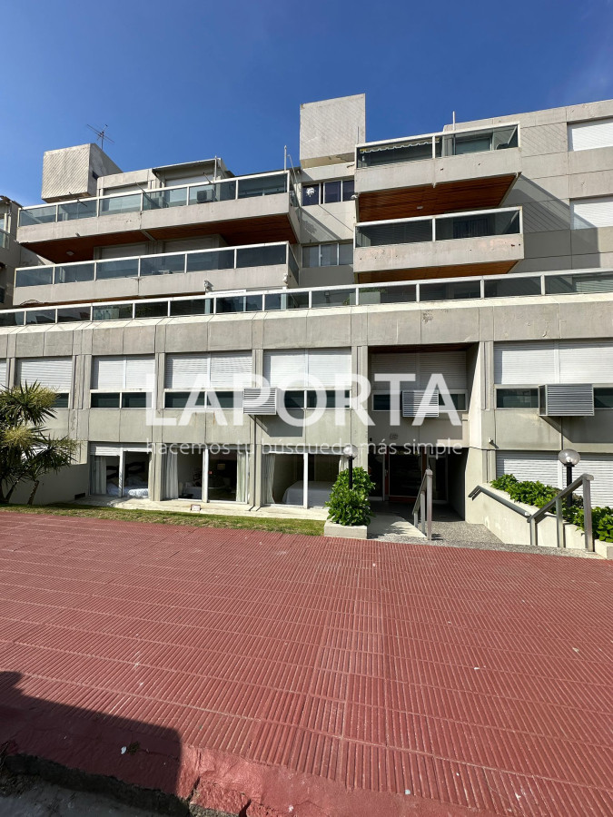 Apartamento ID.369/Apartamento-en-Venta-en-la-Península-de-Punta-del-Este - Apartamento en Venta en la Península de Punta del Este