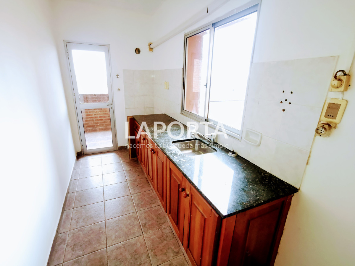 Apartamento ID.422/Apartamento-en-Venta--Brasil-1210--Edificio-EL-MIRADOR - Apartamento en Venta - Brasil 1210 - Edificio EL MIRADOR