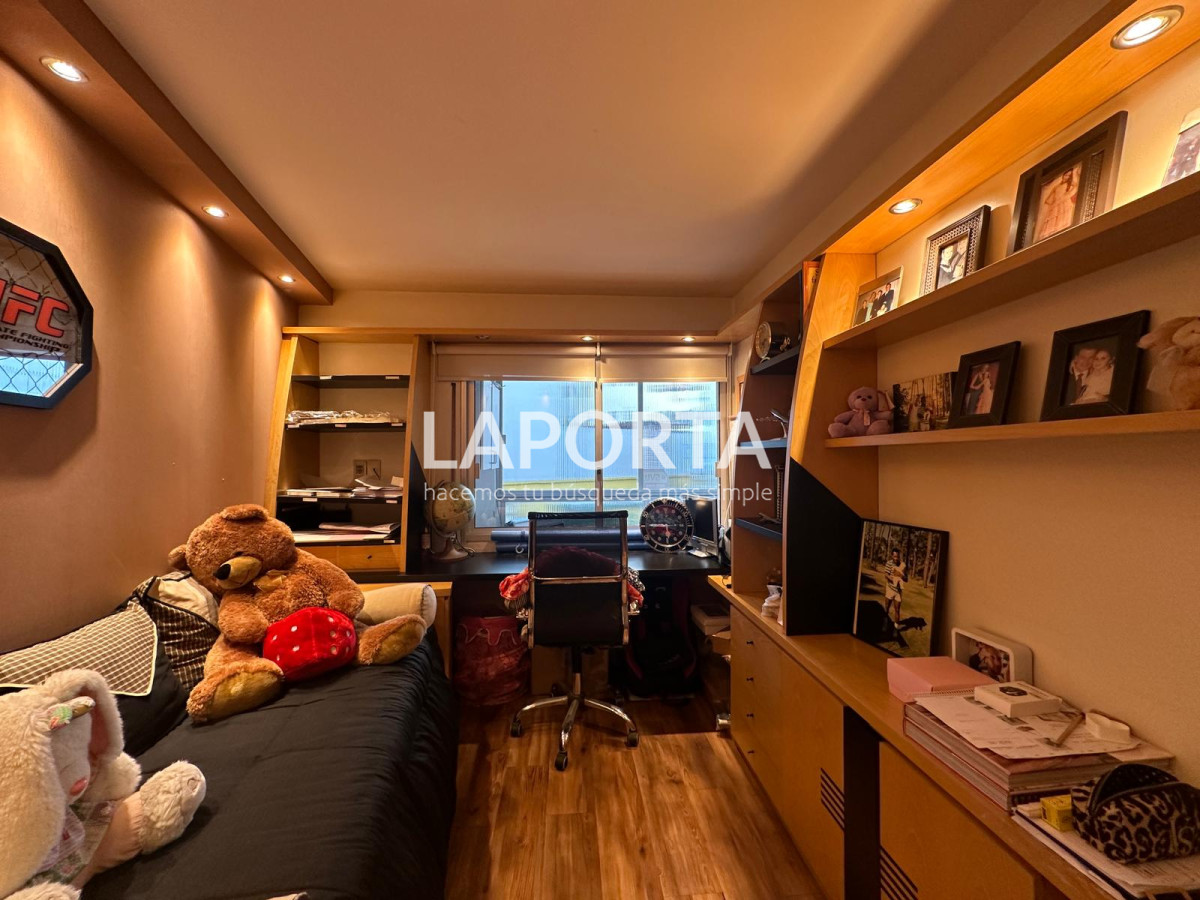 Apartamento ID.290 - Apartamento en pocitos nuevo de 4 dormitorios 1suite a media cuadra de la rambla