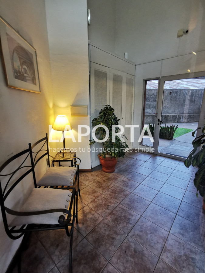 Apartamento ID.422/Apartamento-en-Venta--Brasil-1210--Edificio-EL-MIRADOR - Apartamento en Venta - Brasil 1210 - Edificio EL MIRADOR